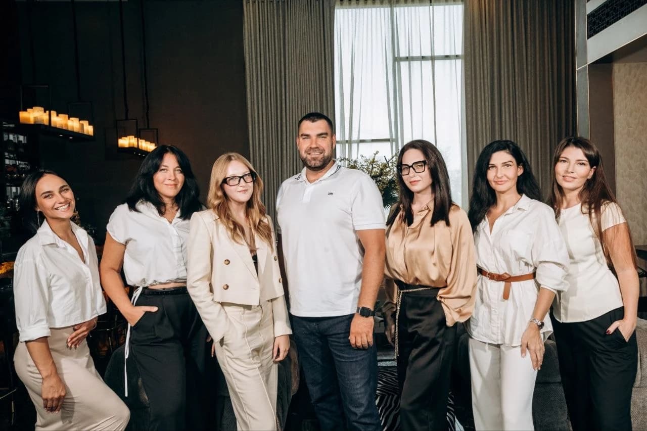 Siam Royal Agency Team